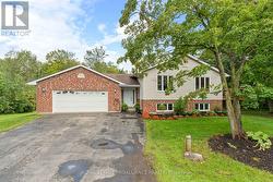 18 EAST TOWNLINE ROAD  Front Of Yonge, ON K0E 1R0