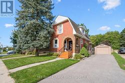 691 ST ANDREW STREET W Centre Wellington (Fergus), ON N1M 1P7