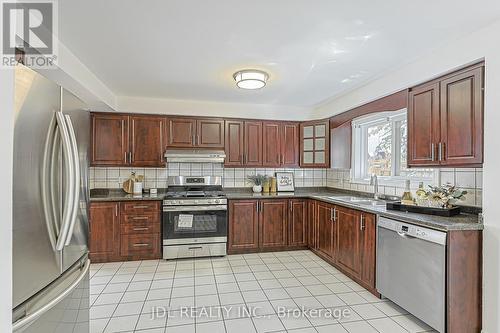 676 Ceremonial Drive, Mississauga, ON 