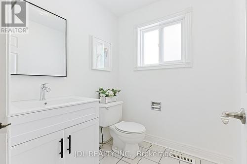 676 Ceremonial Drive, Mississauga, ON 
