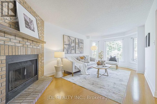 676 Ceremonial Drive, Mississauga, ON 