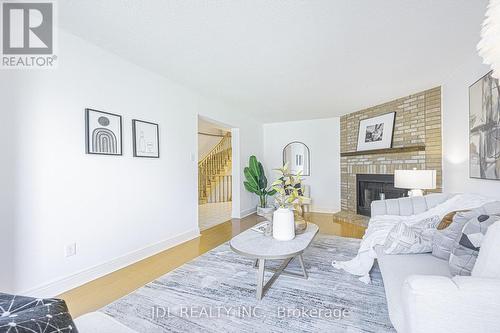 676 Ceremonial Drive, Mississauga, ON 