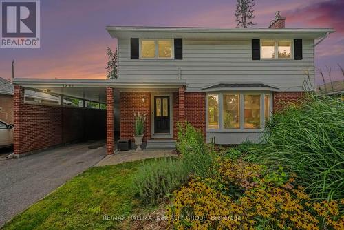 1236 AMESBROOKE DRIVE  Ottawa, ON K2C 2E6