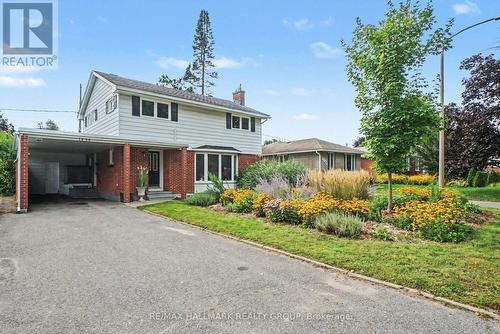 1236 Amesbrooke Drive, Ottawa, ON 