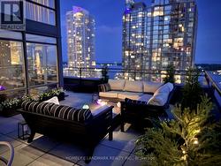 3107 - 25 TELEGRAM MEWS Toronto, ON M5V 3Z1