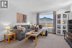 179 Pinecliff Close NE  Calgary, AB T1Y 4N4