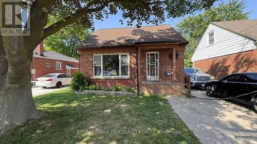 UPPER - 19 TARDREE PLACE , Toronto, Ontario M1R 3X2