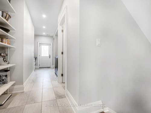 30 Broadleaf Road, Toronto, ON 