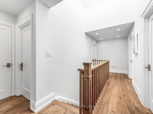 30 Broadleaf Road, Toronto, ON 