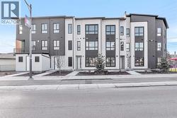 4903 Bowness Road NW  Calgary, AB T3B 1H1