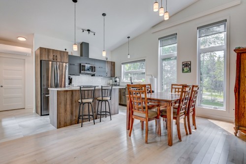 Salle à manger - 34 Rue Du Saturnie, Saint-Hippolyte, QC 