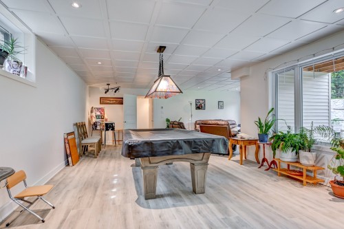 Salle familiale - 34 Rue Du Saturnie, Saint-Hippolyte, QC 