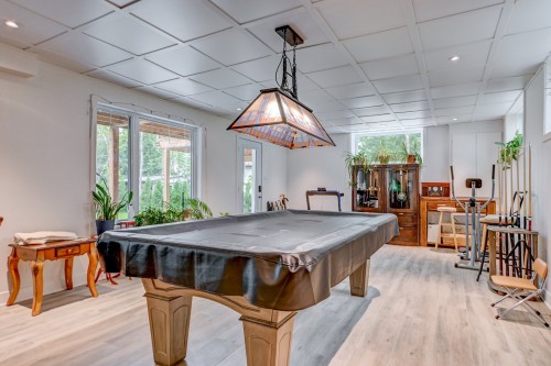 Salle familiale - 34 Rue Du Saturnie, Saint-Hippolyte, QC 