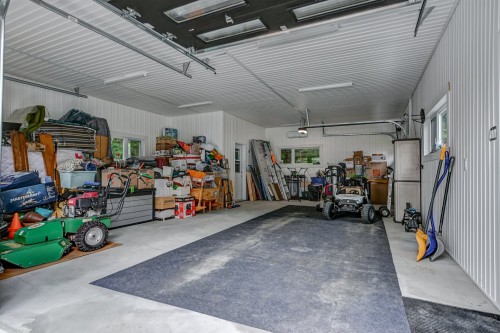 Garage - 34 Rue Du Saturnie, Saint-Hippolyte, QC 