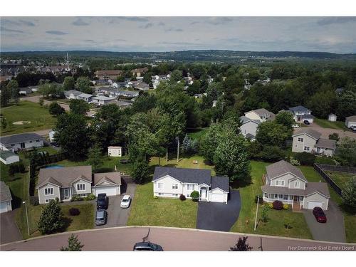 28 Fairisle Dr, Moncton, NB 