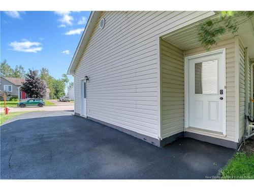 28 Fairisle Dr, Moncton, NB 