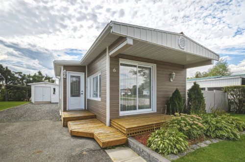 6 Rue Boucher  Saguenay (Canton Tremblay), QC G7G 4M8
