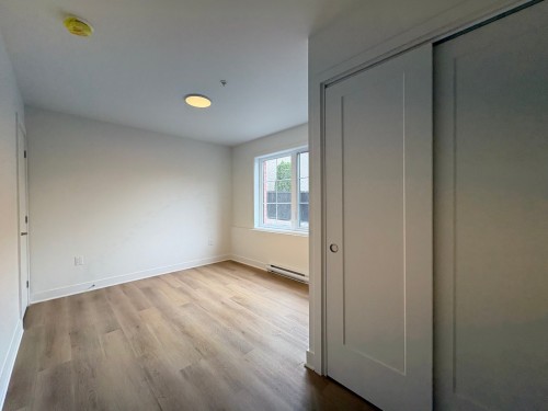 Chambre à coucher - 112-5 Rue Du Royal-22E-Régiment, Saint-Jean-Sur-Richelieu, QC 
