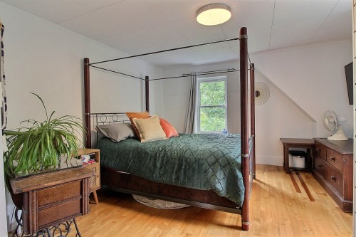 Master Bedroom - 185 Rue Rosedale, Ayer'S Cliff, QC 