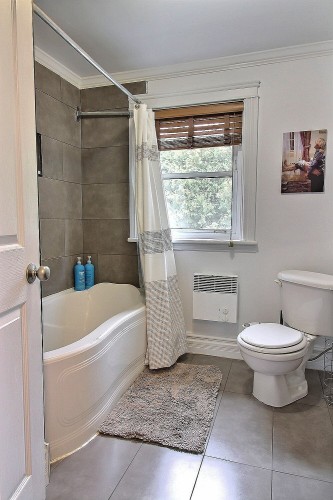 Bathroom - 185 Rue Rosedale, Ayer'S Cliff, QC 