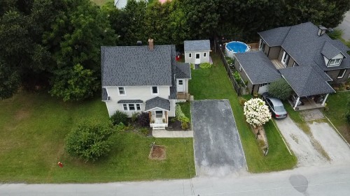 Exterior - 185 Rue Rosedale, Ayer'S Cliff, QC 