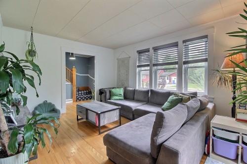 Living Room - 185 Rue Rosedale, Ayer'S Cliff, QC 
