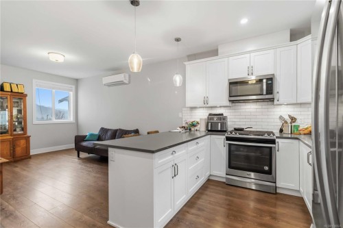 3023 Constellation Ave, Langford, BC 