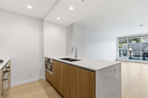 #1013-2000 Hannington Rd, Langford, BC 