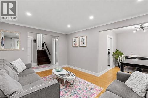 7 Ameer Drive, St. Catharines, ON 