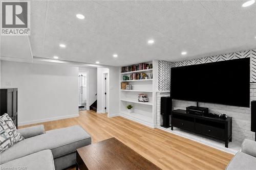 7 Ameer Drive, St. Catharines, ON 
