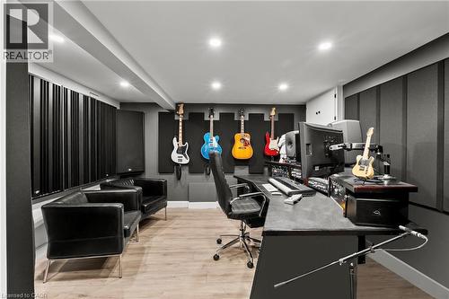 7 Ameer Drive, St. Catharines, ON 