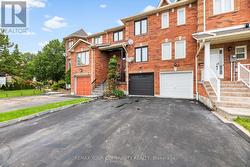 16 SMALES DRIVE  Ajax, ON L1Z 1G5