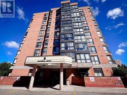 206 - 8 SILVER BELL GROVE  Toronto, ON M1B 4Z3