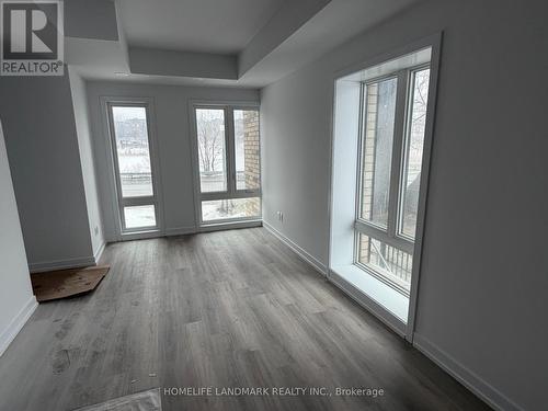 301 - 5 BANCROFT LANE  Richmond Hill, ON L4E 1M1