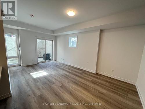 316 - 5 BANCROFT LANE  Richmond Hill, ON L4E 1M1