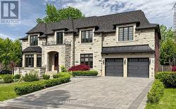 19 MICHIGAN DRIVE  Toronto, ON M2M 3H9