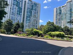 1003 - 4450 TUCANA CRT 1003 COURT Mississauga, ON L5R 3R4