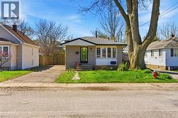 6376 ASH Street  Niagara Falls, ON L2G 2H5