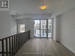 9 BANCROFT LANE  Richmond Hill, ON L4E 1M1