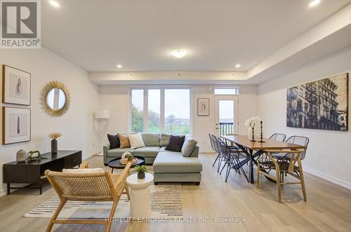 11 BANCROFT LANE  Richmond Hill, ON L4E 1M1