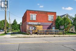 1523 MAIN Street E  Hamilton, ON L8K 1E4