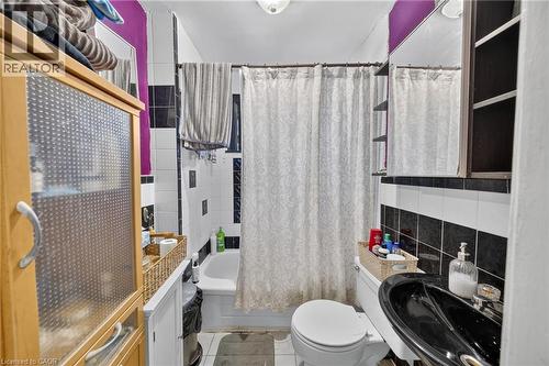 1523 Main Street E, Hamilton, ON 