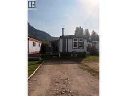 217 3RD Avenue Castlegar, BC V1N 2N2
