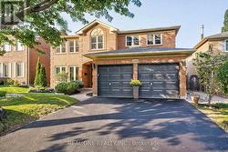 1321 MONKS PASSAGE Oakville, ON L6M 1K6
