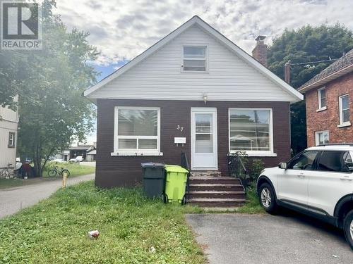 37 Albert ST E  Sault Ste. Marie, ON P6A 2H7