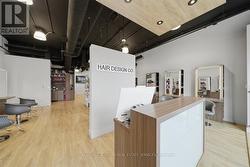 9 - 515 DUNDAS STREET W  Oakville, ON L6M 1L9