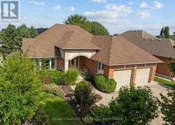 16 CHERRY RIDGE BOULEVARD  Pelham (Fenwick), ON L0S 1C0