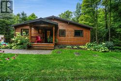 1642 WILLIAMSPORT ROAD  Huntsville, ON P1H 2J4