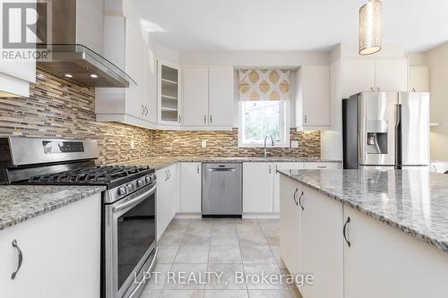 67 Bristling Crescent, Ottawa, ON 