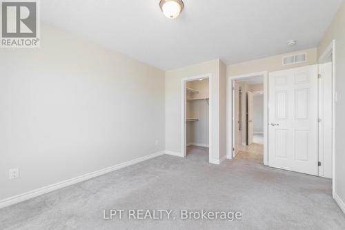 67 Bristling Crescent, Ottawa, ON 